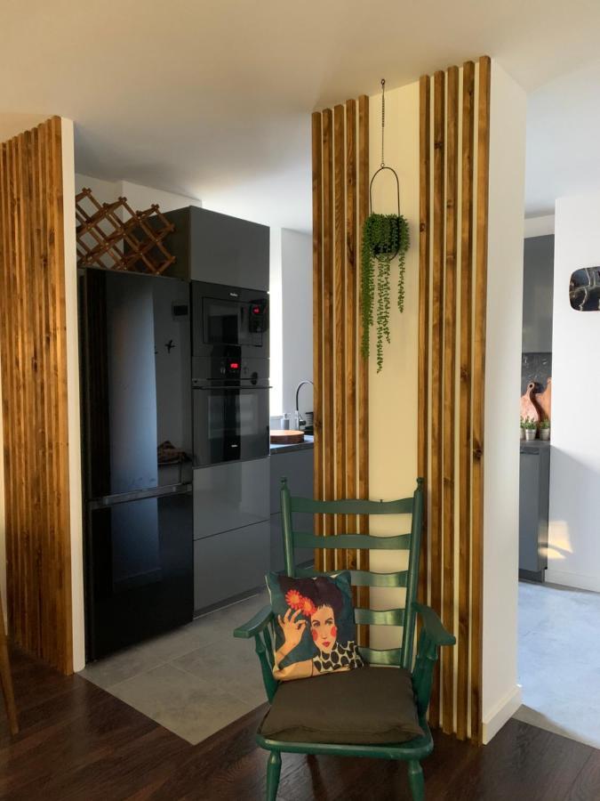 Metro Trocka Apartment Varsó Kültér fotó